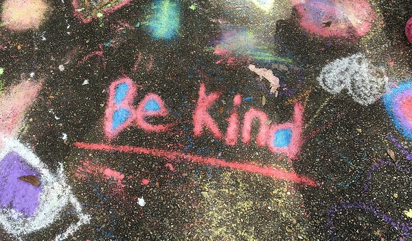 Be kind written in chalk